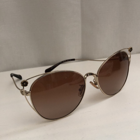 Coach sunglasses - Picture 4 of 5